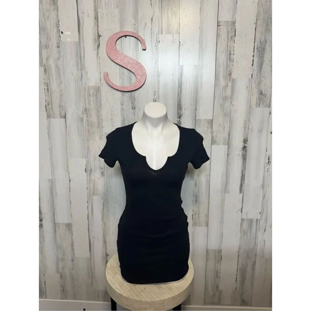 Mini black dress size small